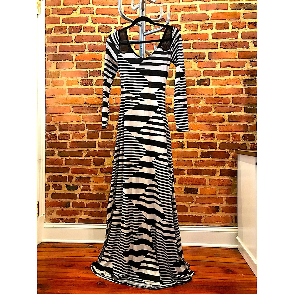 Maxi Dress - Unique